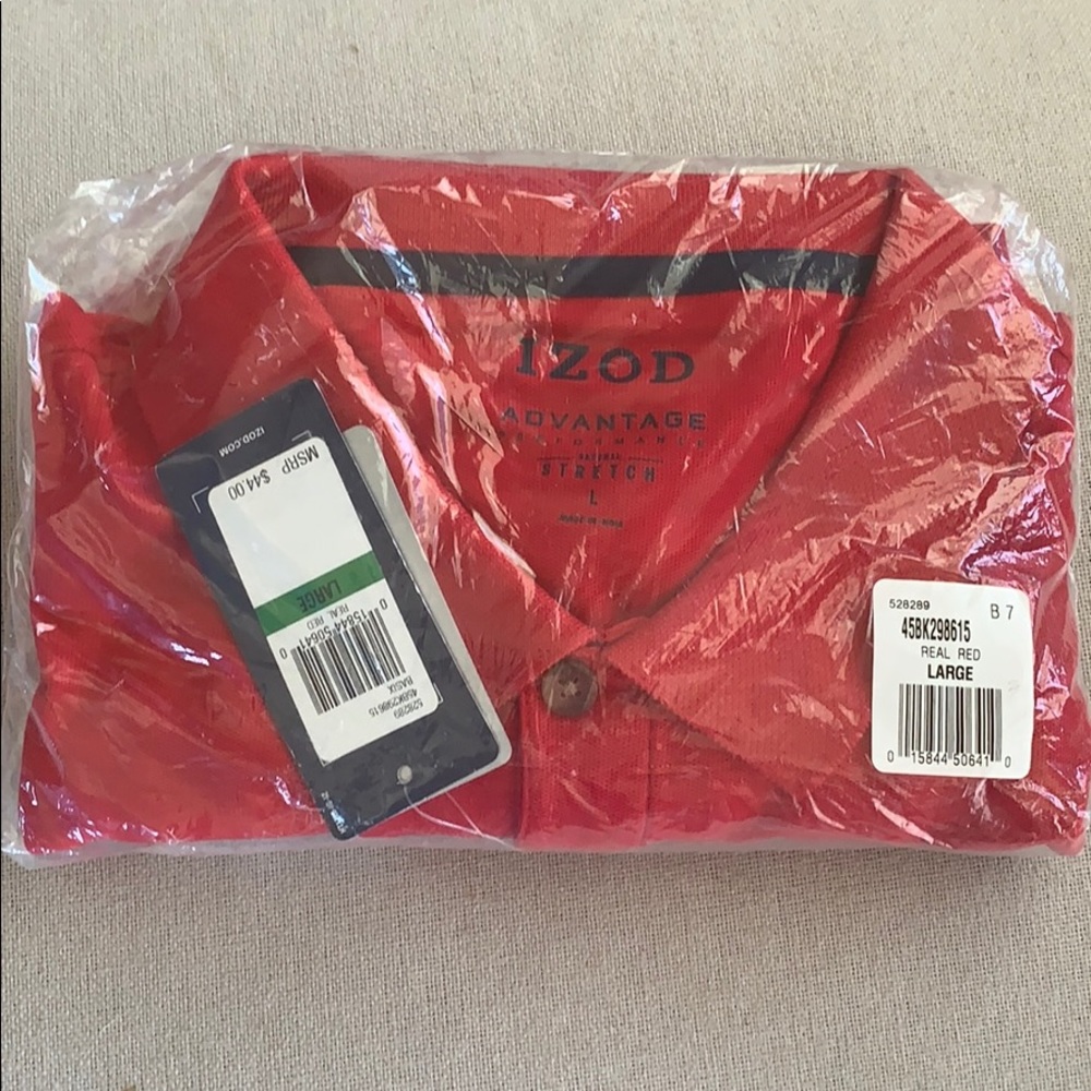NWT men’s Izod short sleeve polo. Size L